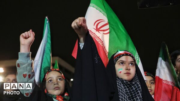 سنگر دفاع از انقلاب خالی نمی‌ماند
