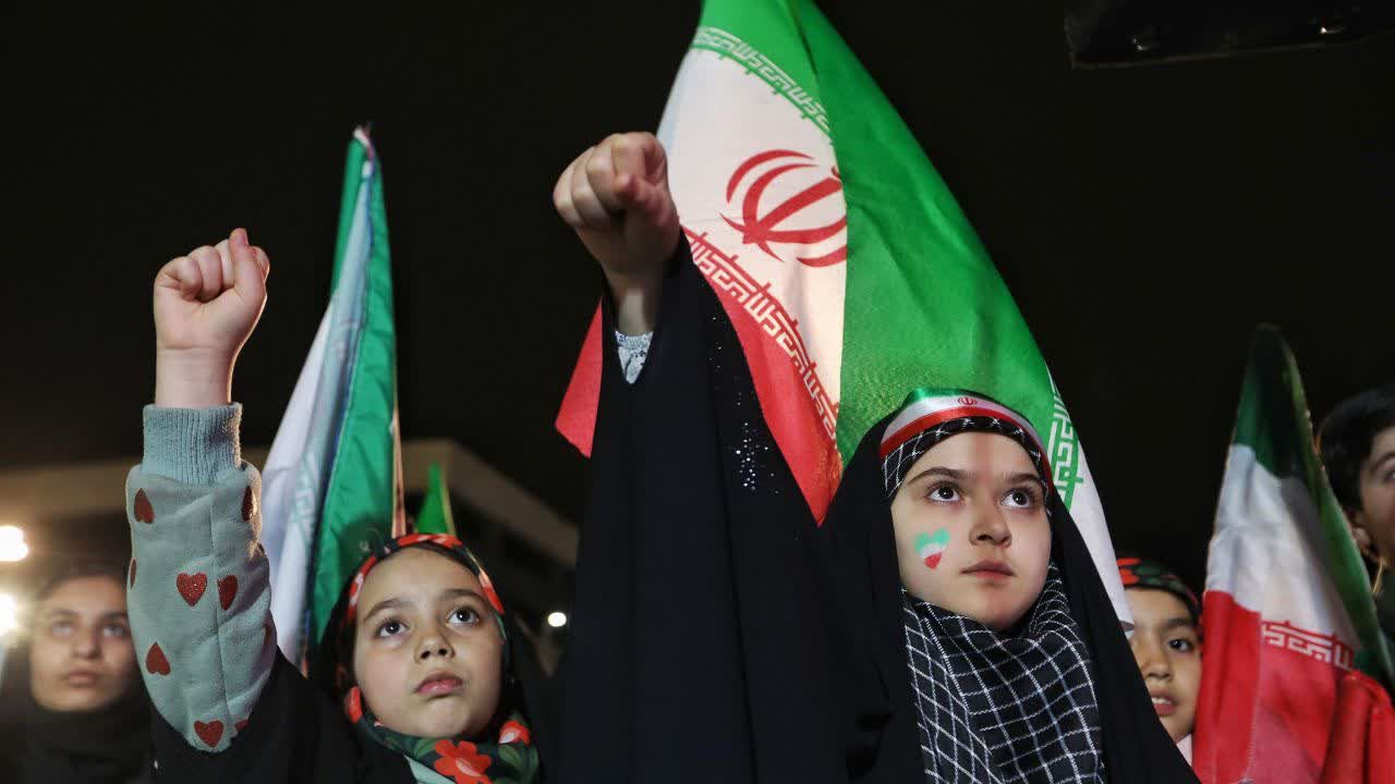 سنگر دفاع از انقلاب خالی نمی‌ماند