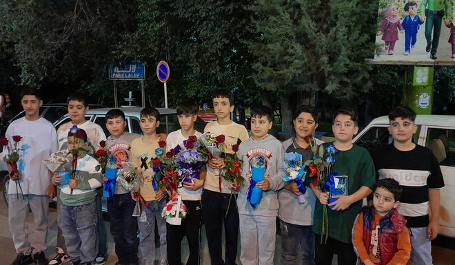 استقبال باشکوه از قهرمانان هندبال غرب کشور