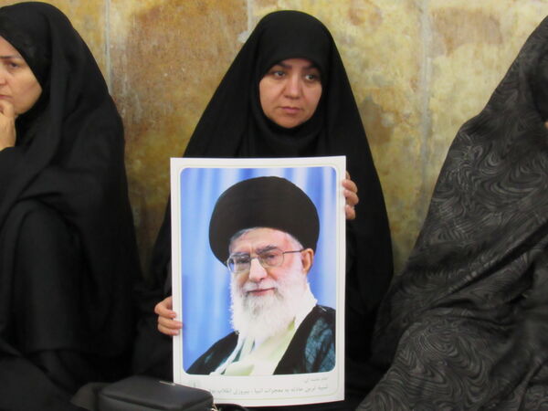 مراسم گرامیداشت شهدای اقتدار ایران اسلامی با حضور پرشور مردم و مسئولان در سنندج