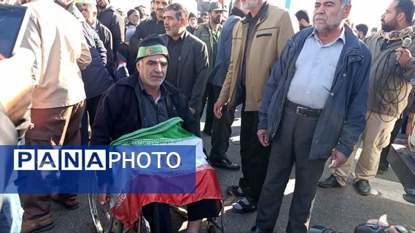 تشییع پیکر شهدای گمنام از مقابل استانداری یزد