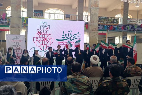 گل‌های سپاس بر مزار قهرمانان شیراز