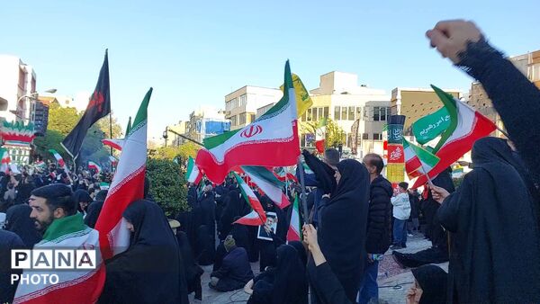 قاب های ماندگار از اربعین رهبر شهید 