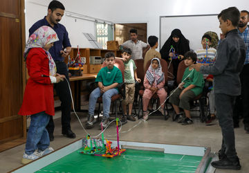 پارک علم و فناوری یزد؛ میزبان رقابت‌های رباتیک دانش‌آموزی 