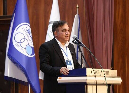 تاجرنیا: یا ادامه کامل لیگ یا اعلام قهرمانی استقلال