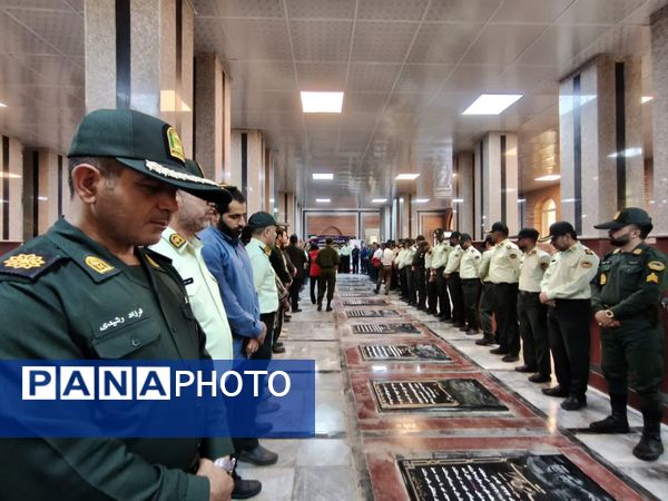 آیین غبارروبی و عطرافشانی گلزار شهدا در گچساران 