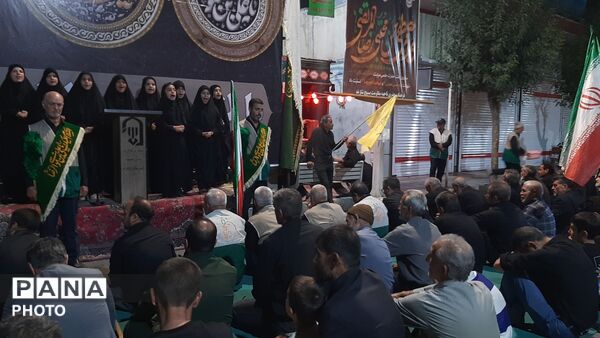 شب شهادت امام رضا(ع) ؛ ۱۶۴شب دلدادگی مردم در کنار خادمان رضوی