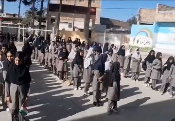 نوای زنگ مدرسه بار دیگر در مدارس گالیکش طنین انداز شد