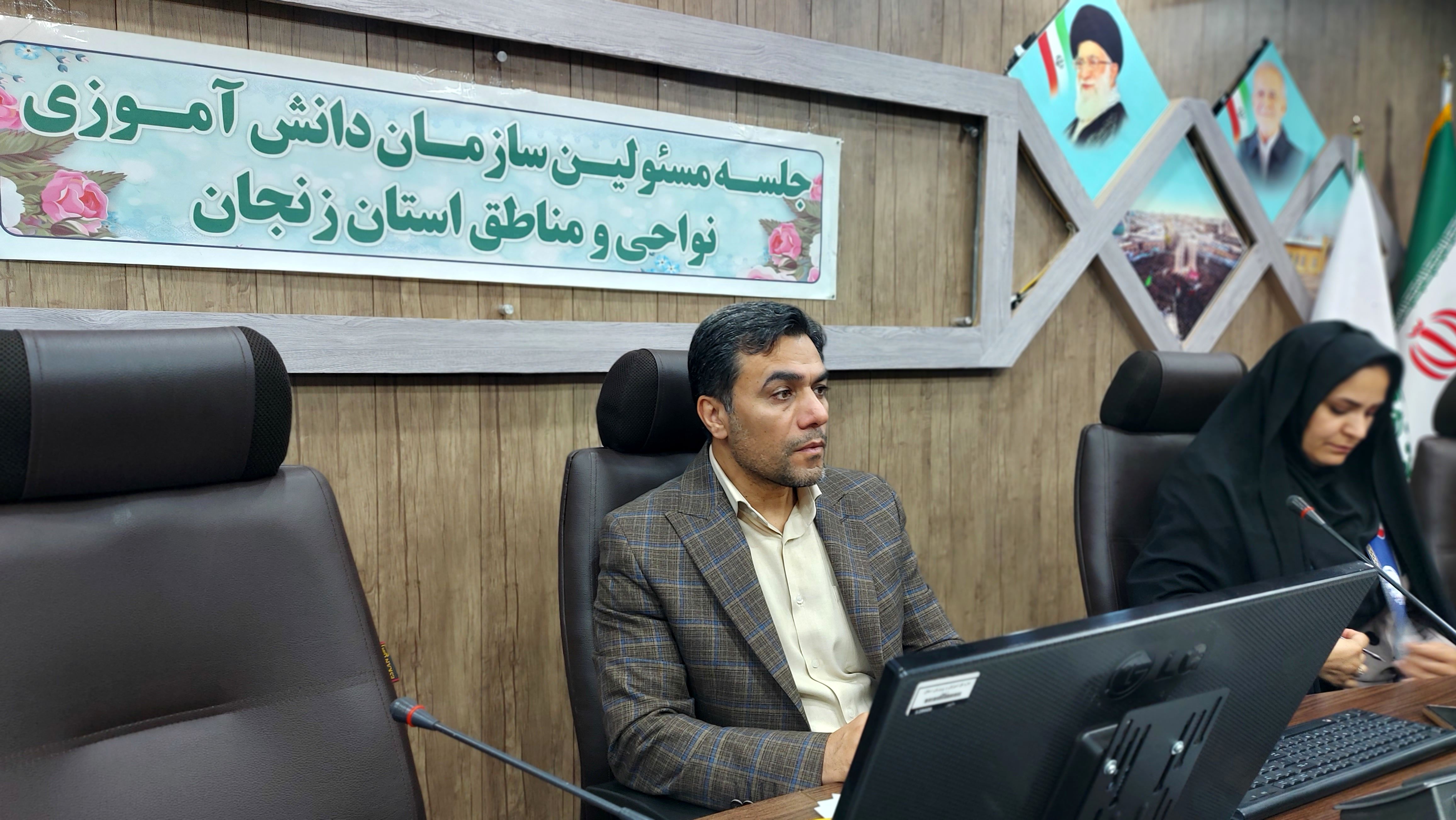 دانش‌آموز‌محوری در اولویت برنامه‌ریزی‌های فرهنگی و تشکیلاتی باشد