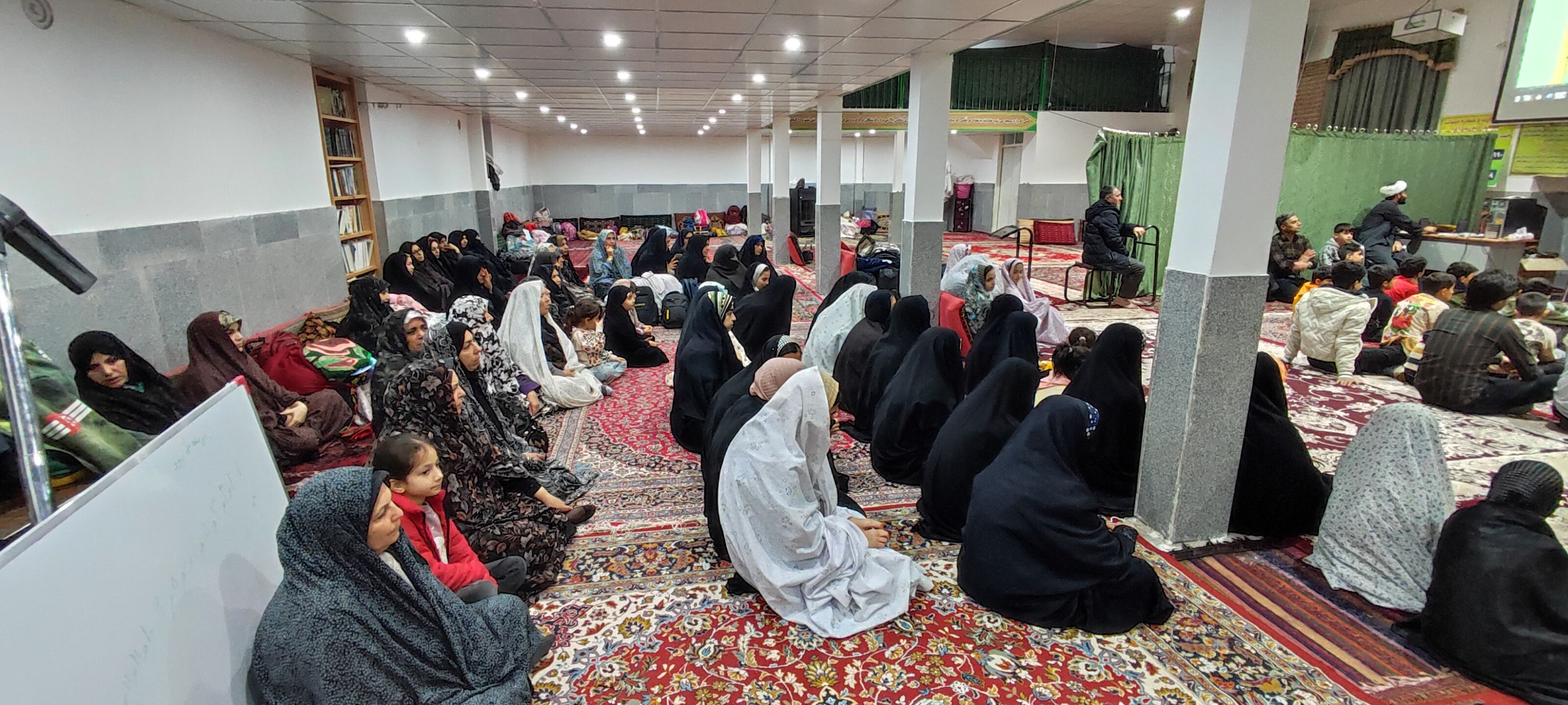 حضور ۷٠ دانش‌آموز  معتکف در مسجد امام رضا(ع)، رضا آباد شرقی شیروان