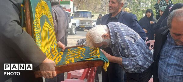از پنجره حرم تا قاب شهادت