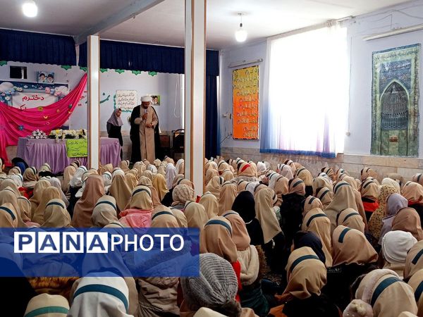 مراسم ولادت حضرت زهرا(س) در دبستان سمیه