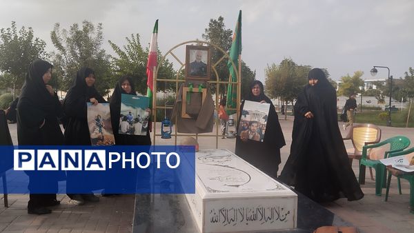 غبارروبی شهیدان گمنام در مشهد مقدس