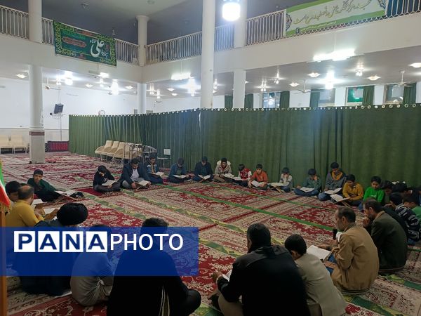 محفل انس با قرآن کریم در کاشمر 