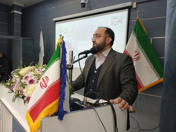 آیین تکریم و تجلیل از پژوهشگران برتر ناحیه۶