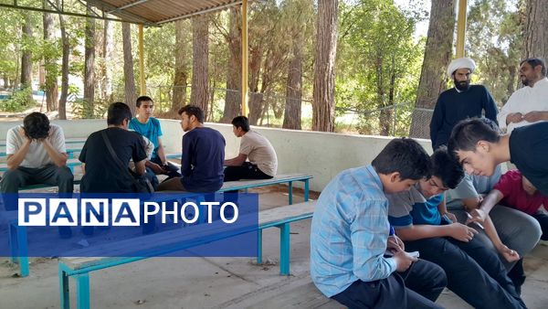 کلاس حل مسئله و اتاق فکر برای دانش آموزان متوسطه اول و دوم 