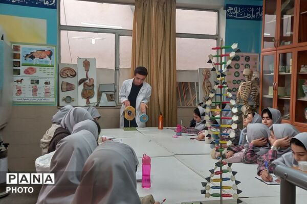 آشنایی دانش‌آموزان با دنیای علم در پژوهش‌سرای فرهنگ
