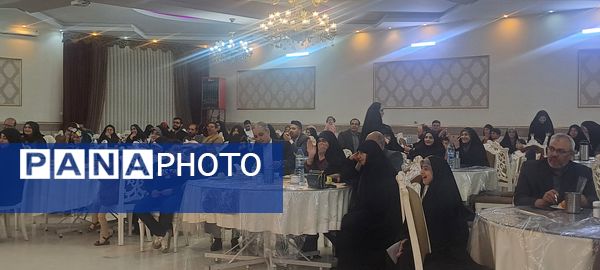  تقدیر از عوامل هیئت فرهنگیان نیشابور 