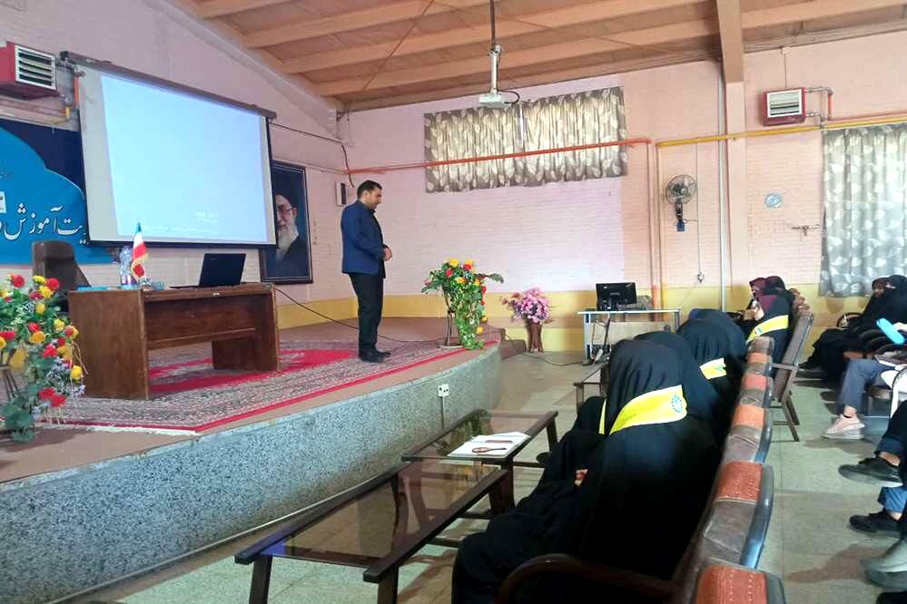 دوره آموزش خبرنگاری شهرستان انار