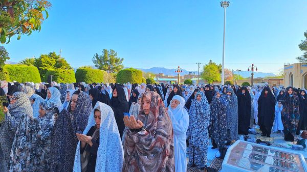 نماز عید فطر ۱۰ هزار نفری در کاشمر 
