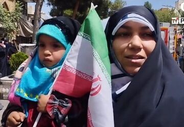 ایران حرم است و ما مدافعین این حرم هستیم