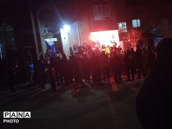 حضور یکپارچه مردم روستای آبنیه در وداع با امام خامنه‌ای