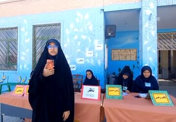 برگزاری انتخابات شورای دانش‌آموزی در دبیرستان شهید حسین جواهریان
