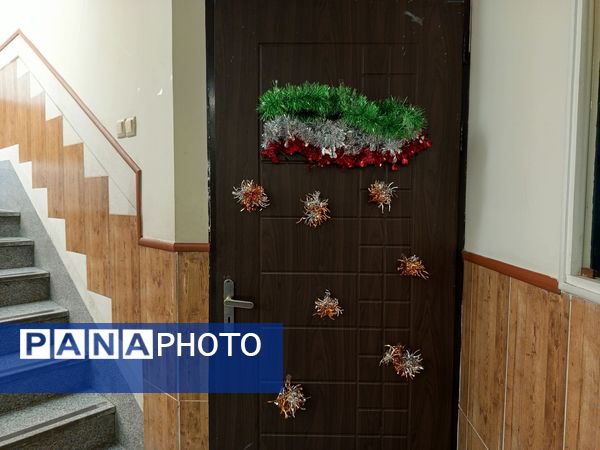 جشن دهه  فجر در دبستان مصلی نژاد حضرت زینب(س)