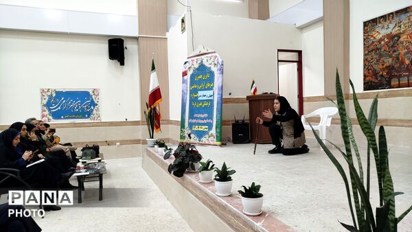 مسابقات فرهنگی و هنری در دبیرستان شاهد بنت الهدی تویسرکان