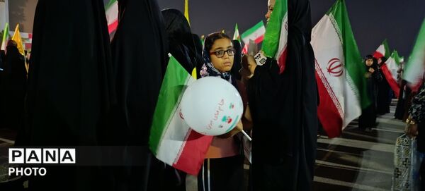 برگزاری تجمع شبانه شهروندان در بندرعباس