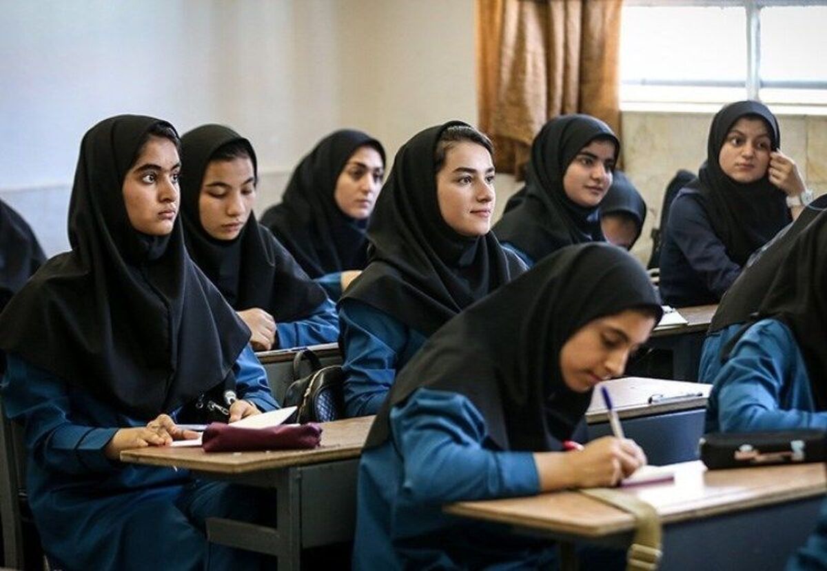 انضباط مدرسه ستون پیشرفت دانش‌آموزان و پرورش مسئولیت‌پذیری آنها است