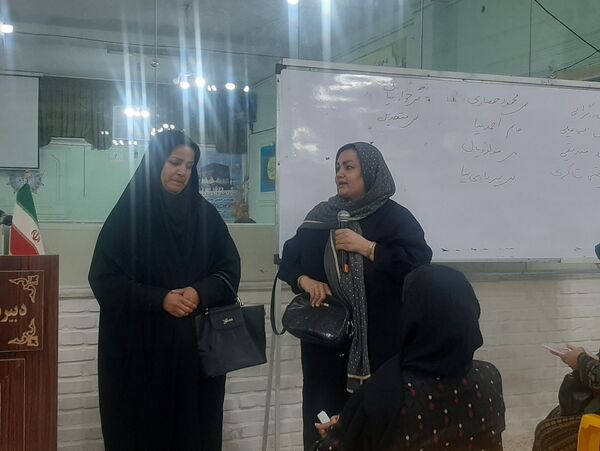 اولین جلسه انجمن اولیای دبیرستان شاهد ابوذر غفاری نیشابور 