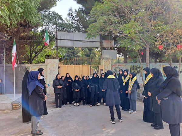 برگزاری جشن جوانه‌ها در آموزشگاه تکتم باخرز