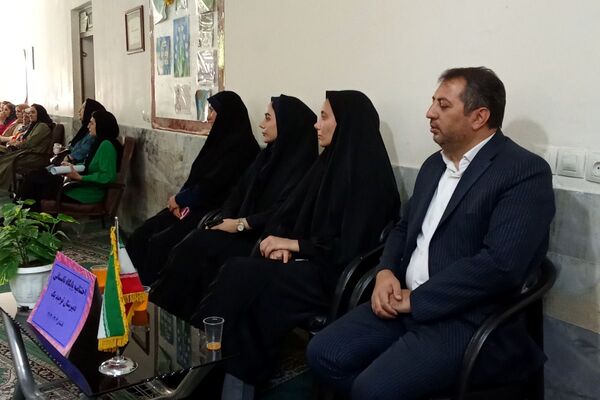 برگزاری اختتامیه پایگاه تابستانی دبیرستان توحید یک؛ همراه با جلسه‌ ی خود مراقبتی