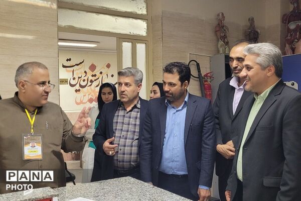 درخشش استعدادهای علمی مرحله استانی دوازدهمین جشنواره نوجوان خوارزمی در بهارستان‌دو