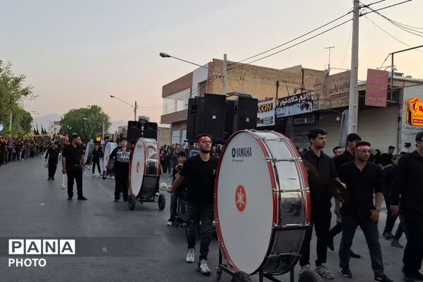 آیین‌های تاسوعا و عاشورا در لارستان