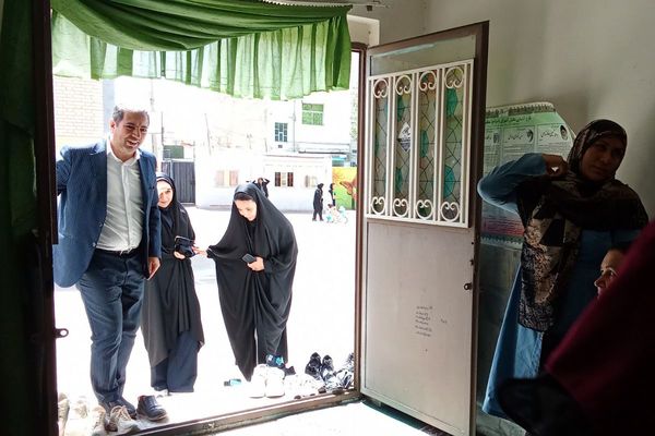 برگزاری اختتامیه پایگاه تابستانی دبیرستان توحید یک؛ همراه با جلسه‌ ی خود مراقبتی