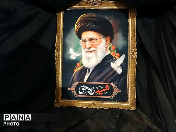  نود و یکمین شب از اجتماعات در حسینیه امام خمینی میهمان قاب پانا