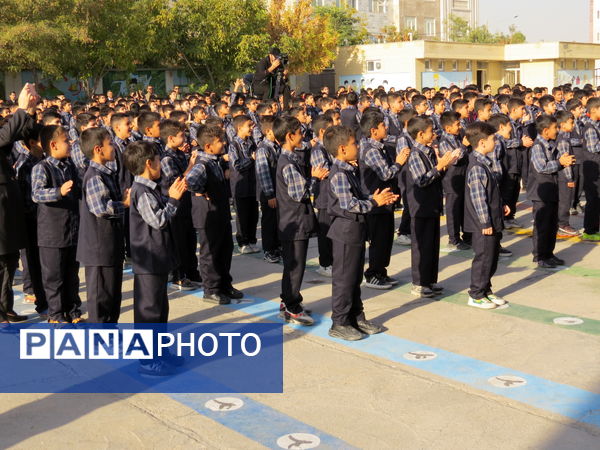 آغاز روزی پرنشاط با اجرای ورزش صبحگاهی در مدارس بجنورد 