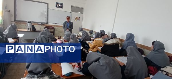 برگزاری آزمون جامع دستاوردهای یادگیری در آموزشگاه فدک فاروج