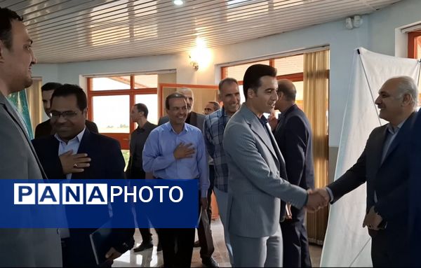 اجلاس رؤسای نواحی و مناطق آموزش و پرورش استان اصفهان در شهرستان چادگان