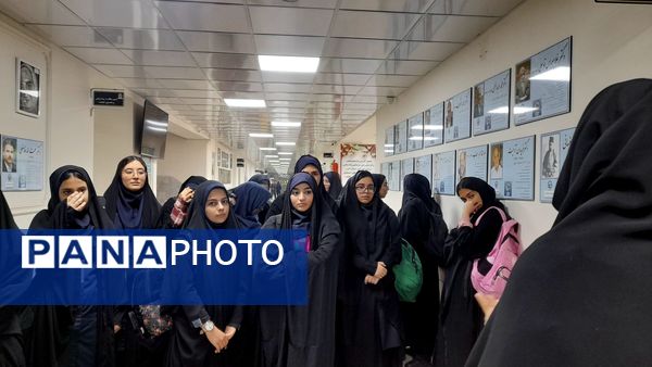 بازدید علمی دانش‌آموزان شاهد عصمت ناحیه 3 کرج از دانشگاه فرهنگیان پردیس امیرکبیر کرج