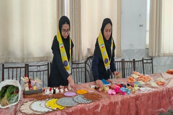 برپایی نمایشگاه و بازارچه کارو فناوری در دبیرستان شهید مجید دهنوی نیشابور