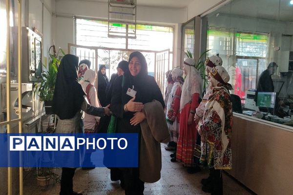 اجلاس استانی ویژه مدیران دبیرستان‌های نمونه دولتی و شبانه‌روزی استان خراسان رضوی در دبیرستان دخترانه شهید مجید دهنوی