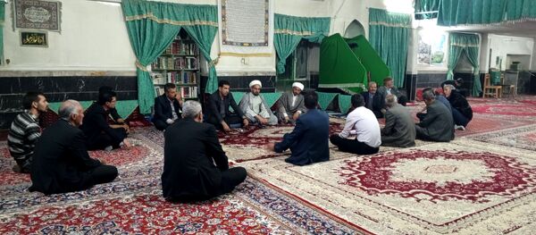 نشست مسئولان و هیات امنای مسجد صاحب الزمان (عج) روستای گزکوه 