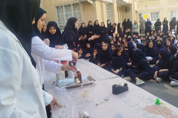 دانش‌آموزان با دستان خود، اسرار علم را گشودند