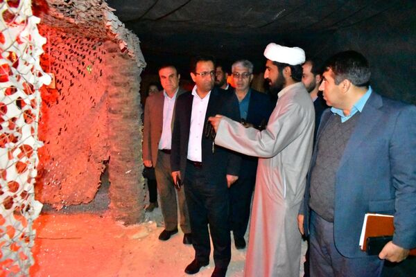 بازدید مسئولان از نمایشگاه «مهر مادری» در ورزشگاه یاسوج