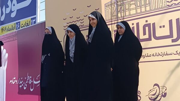 دانش آموزان اهوازی انزجار از استکبار جهانی را در قاب دوربین پانا ثبت کردند