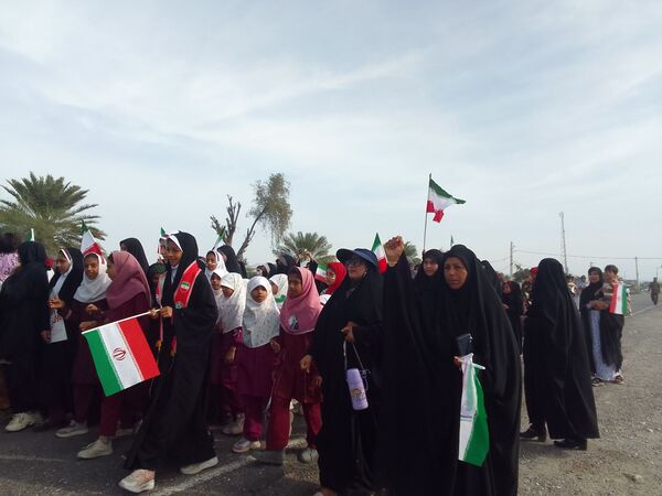 راهپیمایی ۲۲ بهمن در سندرک