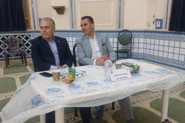 میز خدمت استاندار فارس ویژه جوانان و دانشجویان